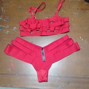 Victoria secret very sexy cheeky underwear and bra set.